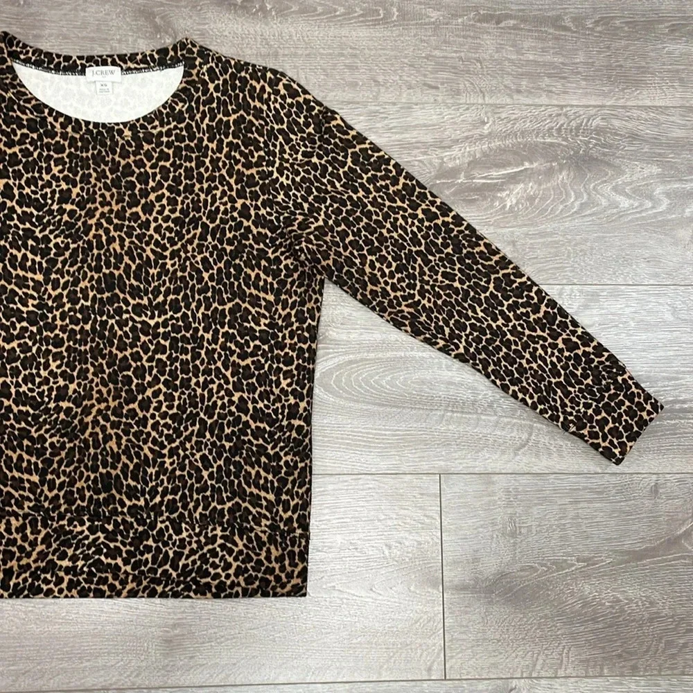 NWOT J. Crew Leopard Print Crewneck Raglan Sleeve Sweatshirt XS